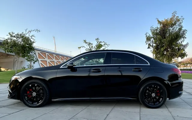 Mercedes-Benz A220 - image 2