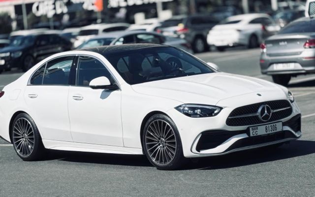 Mercedes C200 2025 - image 1