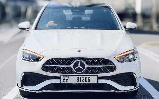 Mercedes C200 2025 - image 2