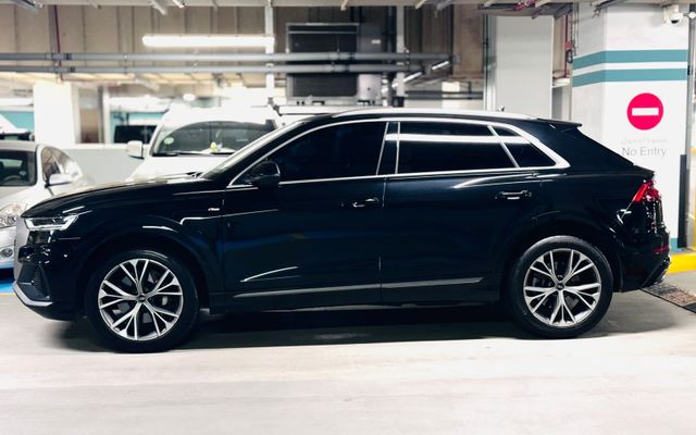 Audi Q8 - image 2