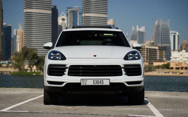 PORSCHE CAYENNE - image 2