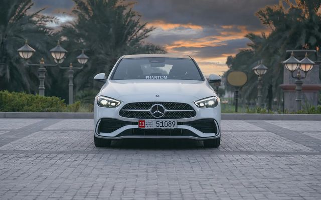 MERCEDES C200 - image 3