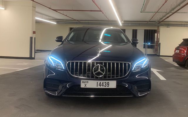 Mercedes Benz E-300 - image 3