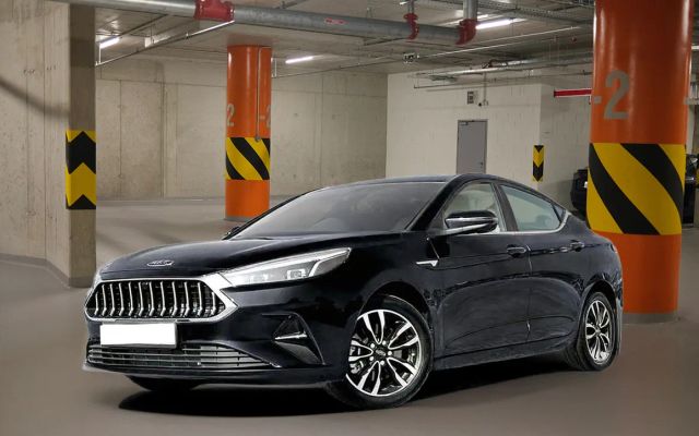 JAC J7 1.5L TURBO INTELLIGENT - image 1