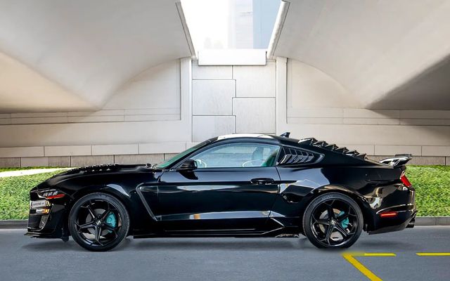 Ford Mustang 2021 - image 2