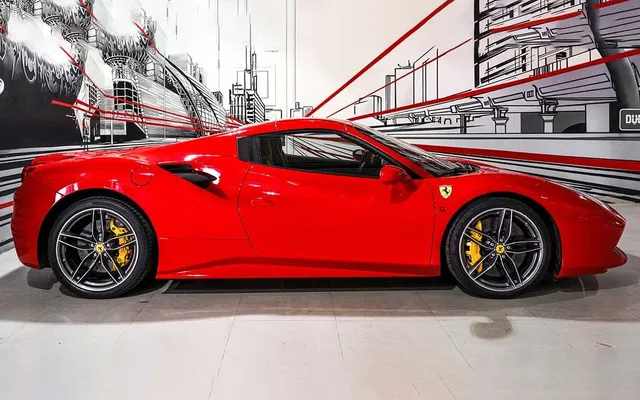 Ferrari 488 spider - image 2