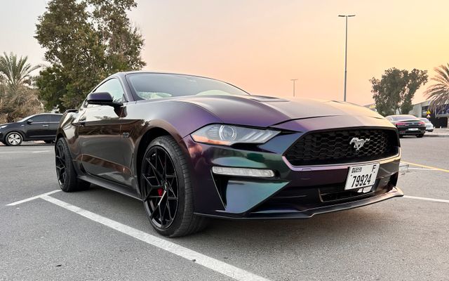 FORD MUSTANG GT - image 1
