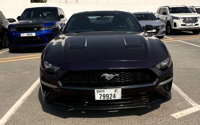 FORD MUSTANG GT - image 2