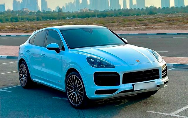 Porsche Cayenne GTS - image 3