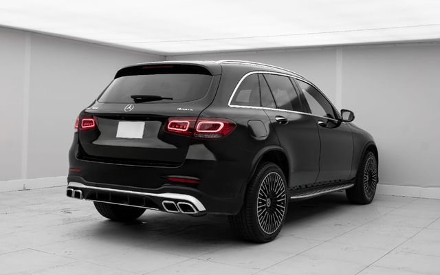 MERCEDES GLC 300 2021 - image 4