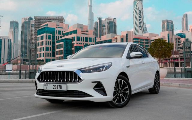 JAC J7 - image 1