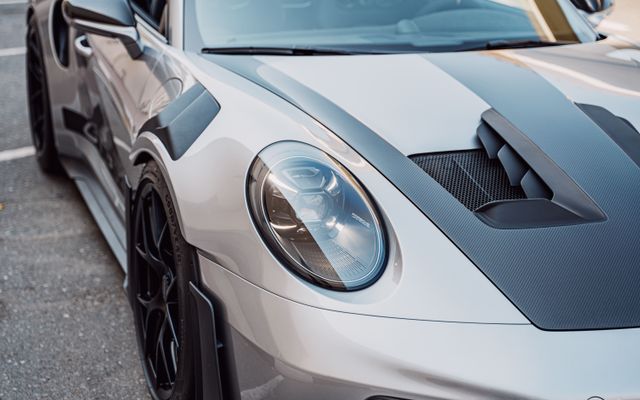Porsche GT3 RS - image 4