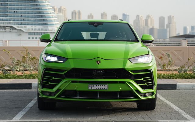 LAMBORGHINI URUS - image 3