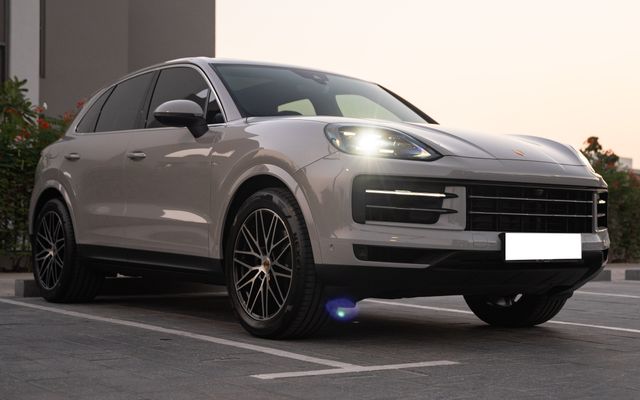 PORSCHE CAYENNE - image 4