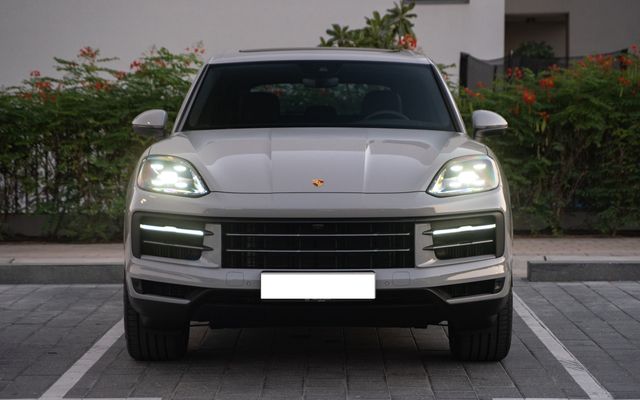 PORSCHE CAYENNE - image 3