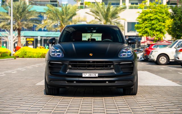 Porsche Macan T - image 3