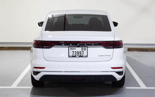 Geely Emgrand - image 4