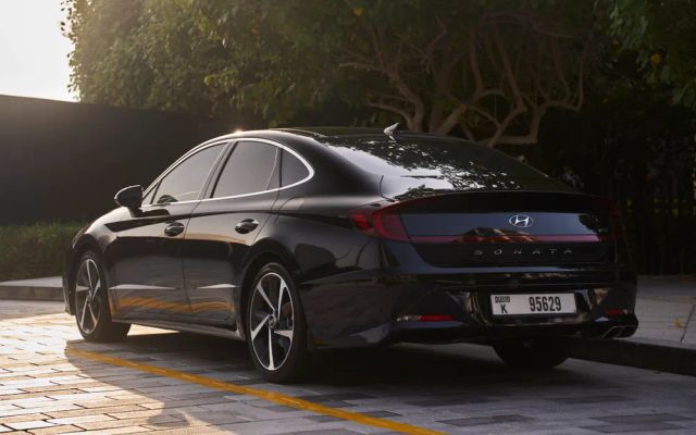 HYUNDAI SONATA - image 3