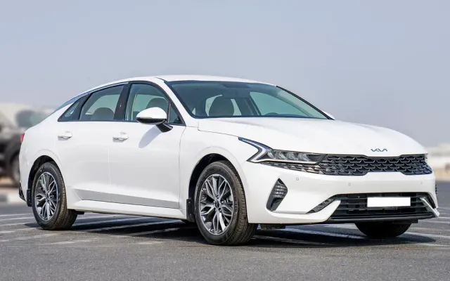 KIA K5 - image 4