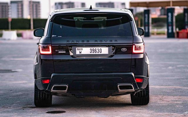 RANGE ROVER SPORT - image 4