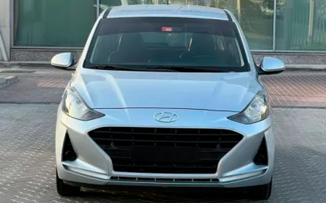 Hyundai i10 Grand - image 2