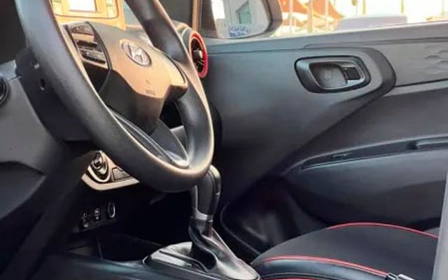 Hyundai i10 Grand - image 4