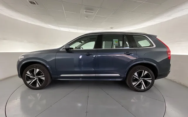 VOLVO XC90 - image 2