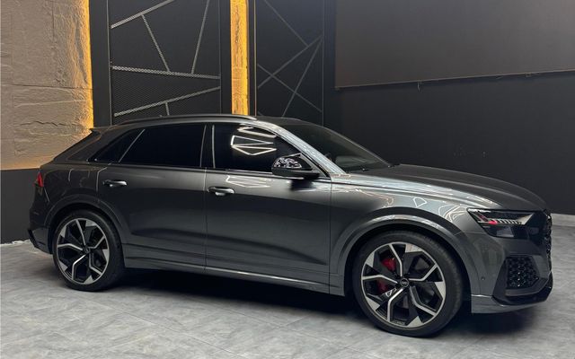 AUDI RS Q8 - image 4