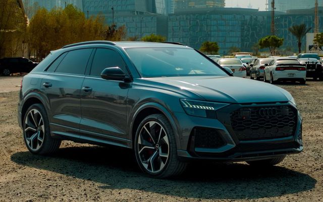 AUDI RS Q8 - image 3