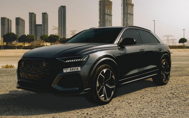 AUDI RS Q8 - image 1