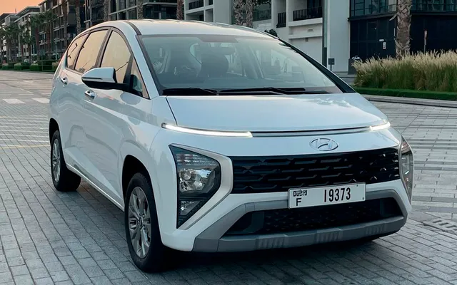 Hyundai Stargazer - image 1