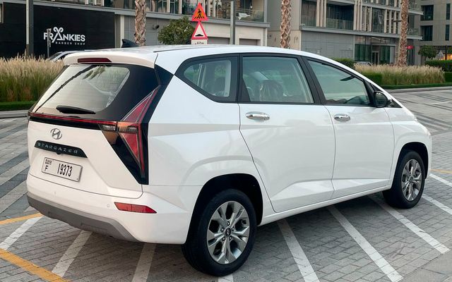 Hyundai Stargazer - image 4