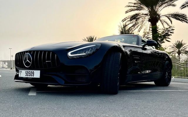 MERCEDES AMG GT - image 4