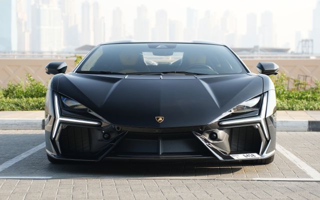 LAMBORGHINI REVUELTO - image 3