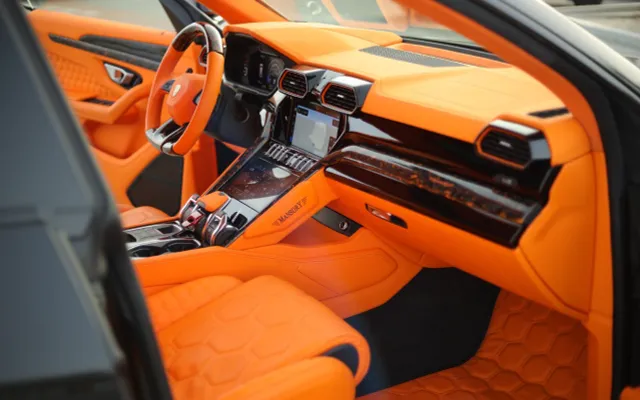 Lamborghini Urus Mansory - image 4