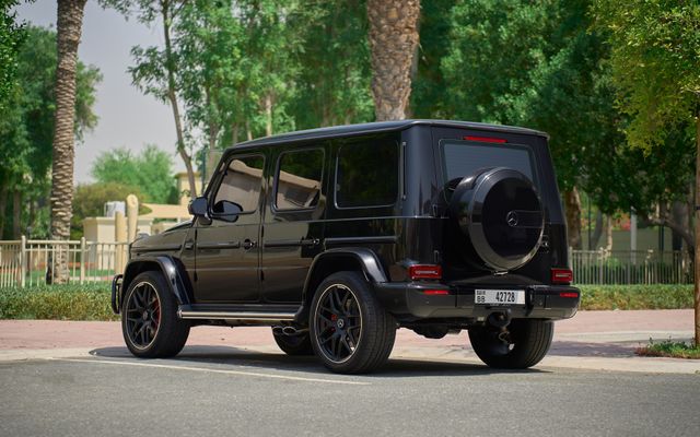 MERCEDES G63 AMG - image 3