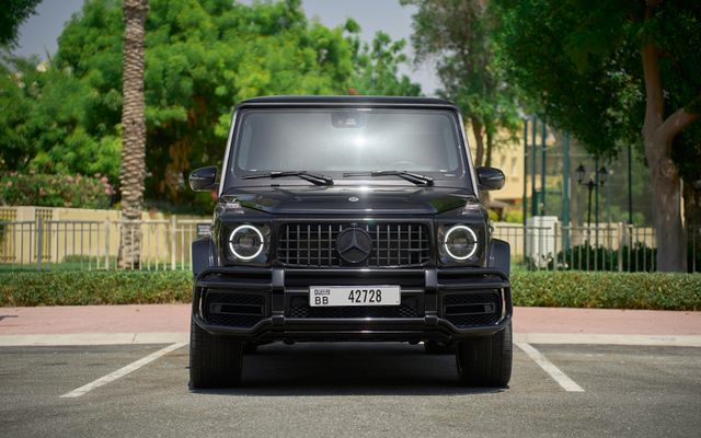 MERCEDES G63 AMG - image 2