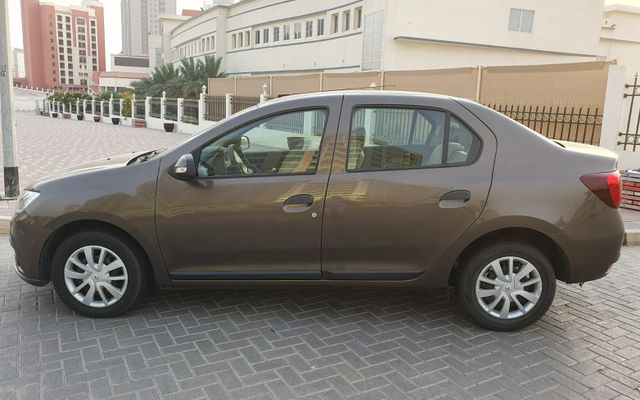Renault Symbol - image 2
