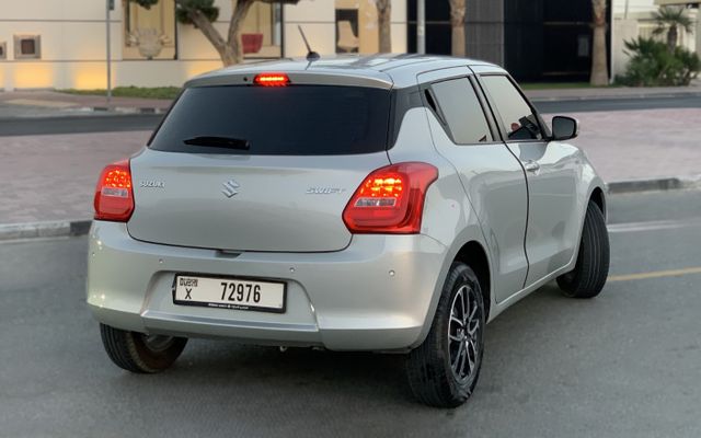 SUZUKI SWIFT - image 3