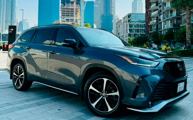 TOYOTA HIGHLANDER - image 1