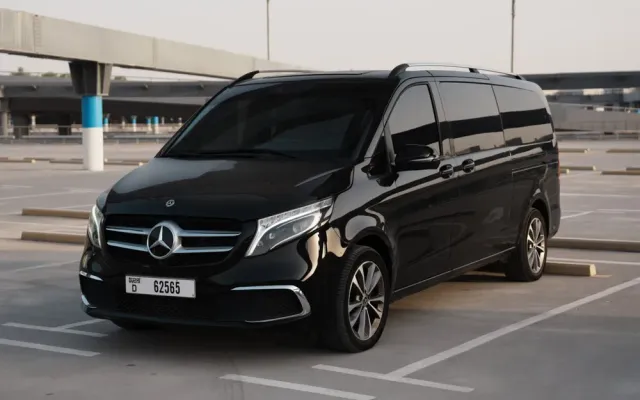 MERCEDES BENZ V250 - 2022 - image 1
