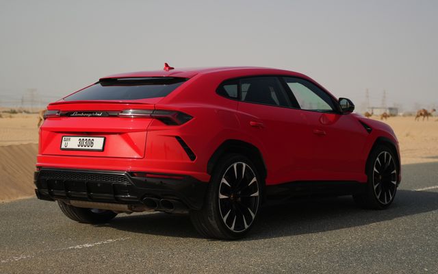 LAMBORGHINI URUS - image 3