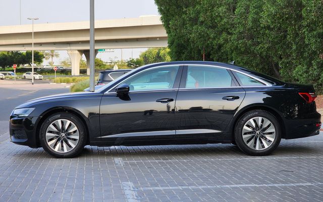 Audi A6 - image 2
