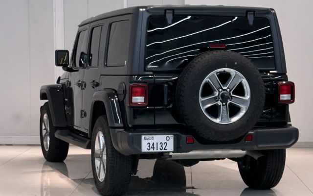JEEP WRANGLER - image 3