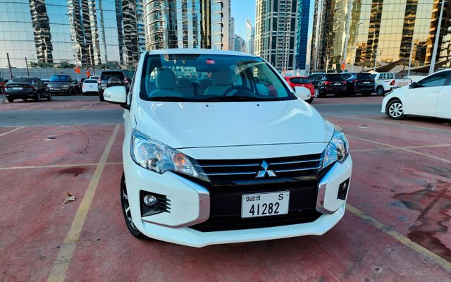 Mitsubishi Mirage - image 2