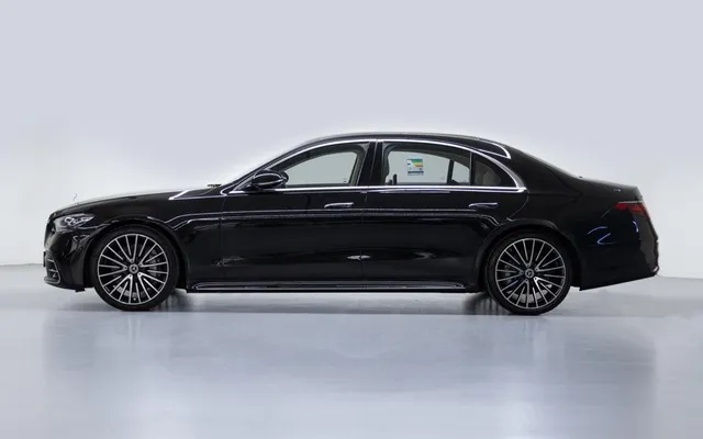 Mercedes S500 - image 2