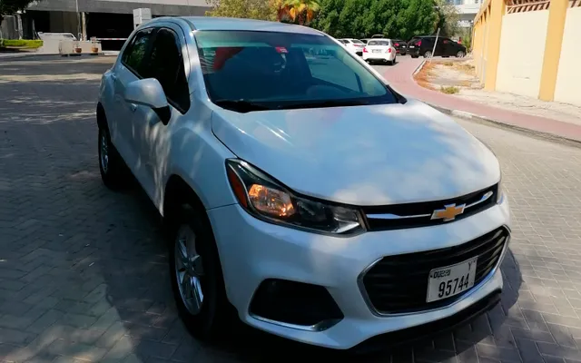 CHEVROLET TRAX - image 2