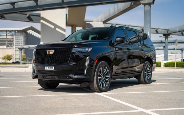 Cadillac Esclade - image 1