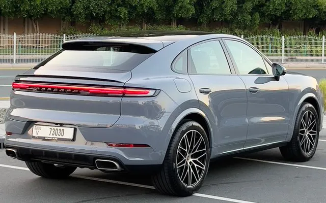 PORSCHE CAYENNE - image 3