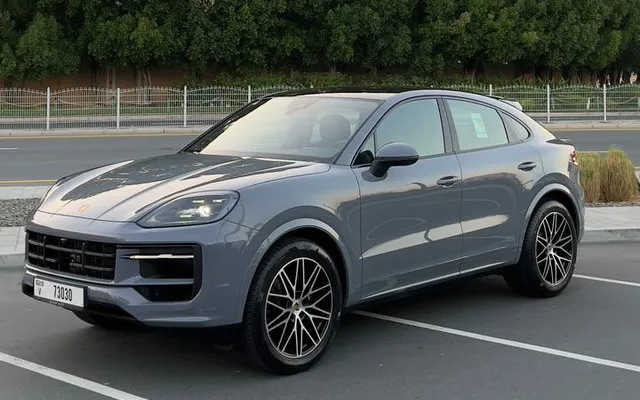 PORSCHE CAYENNE - image 2